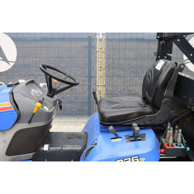 2014 Iseki SXG326H-48976041