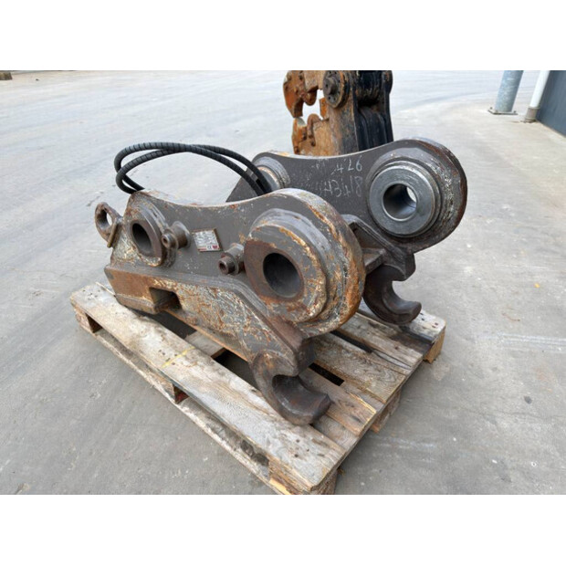 2017 Volvo 340-48976231