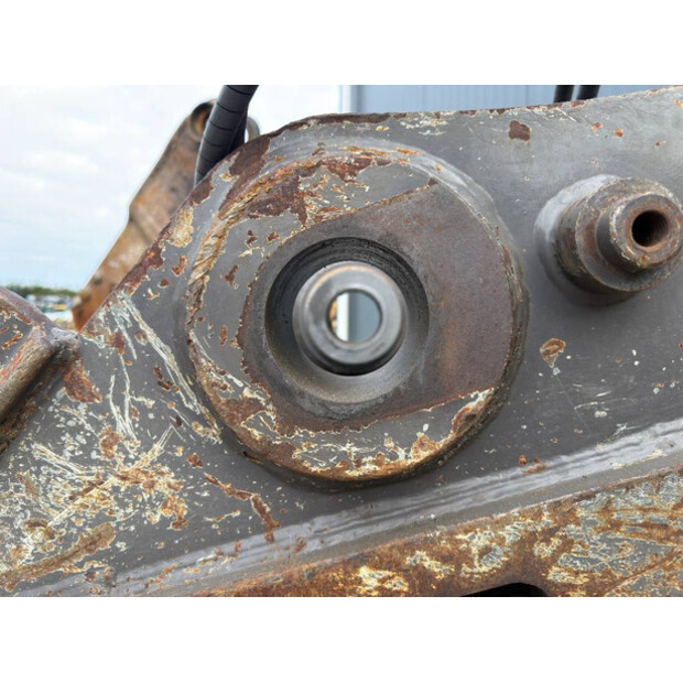 2017 Volvo 340-48976233