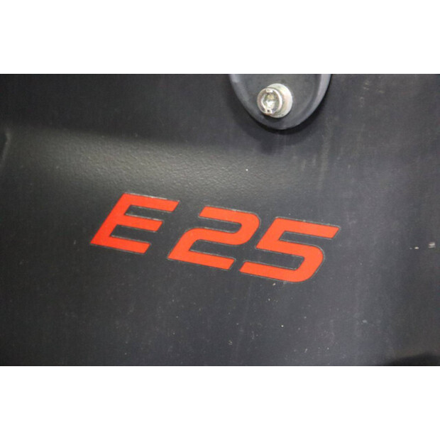 2016 Linde E25HL-01/600-48976257