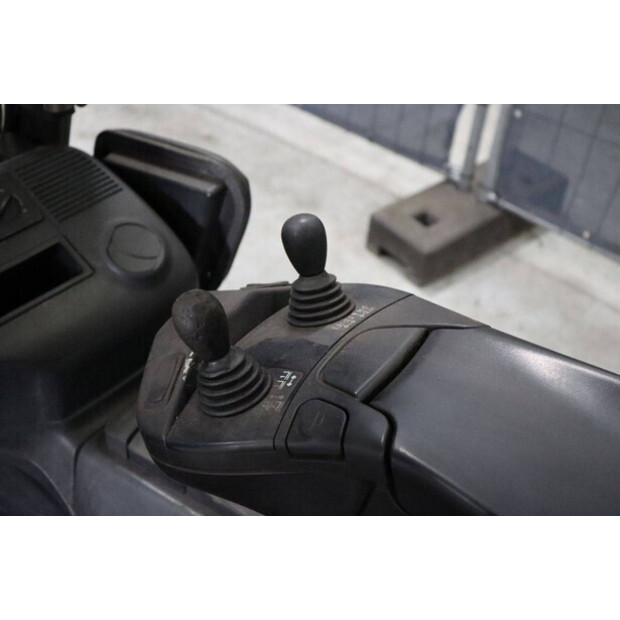 2017 Linde E30L-01-48976336