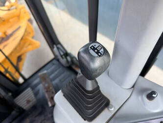 2009-volvo-g930-1484179-48976397
