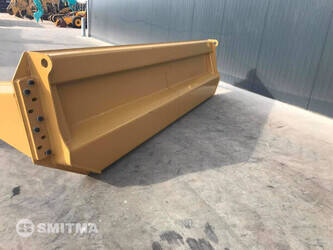 2026-caterpillar-740-1484200-48976744