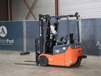 2016-toyota-7fbest15-1484201-48976752