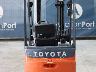 2016-toyota-7fbest15-1484201-48976754