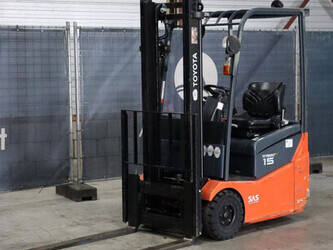 2016-toyota-7fbest15-1484201-48976758