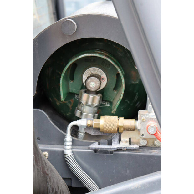 2018 Fenwick-Linde H45T-02-48976979