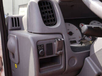 2004-nissan-cabstar-1484215-48977050