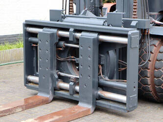 2012-linde-h120-02-48977370