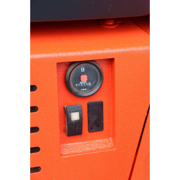2012 Linde H120/02-48977383