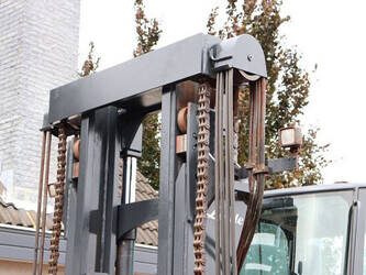 2012-linde-h120-02-48977396