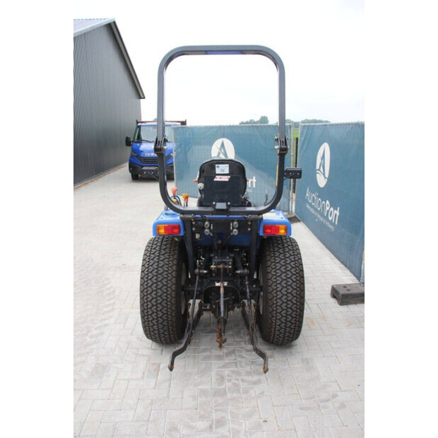 2012 Iseki TH4295F-48977617
