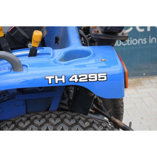 2012 Iseki TH4295F-48977627
