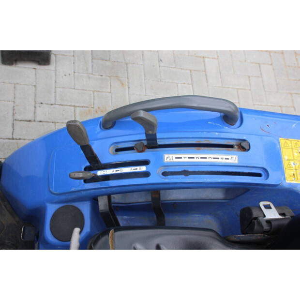 2012 Iseki TH4295F-48977642