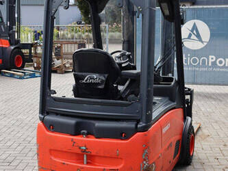 2009-fenwick-linde-e18-01-48977651