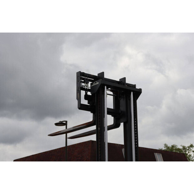 2020 Linde E16L-02-48977912