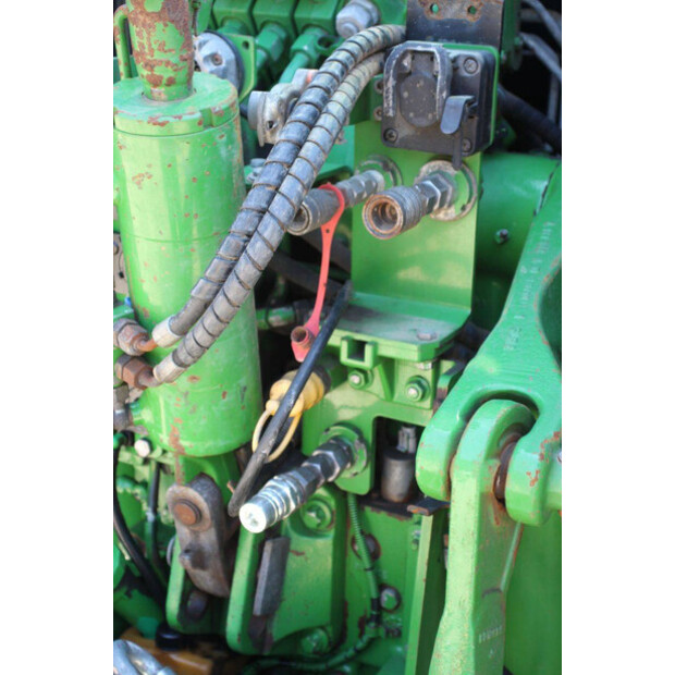 2016 JOHN DEERE 6155R-48978051