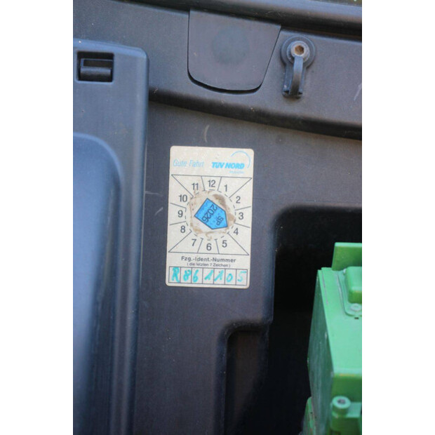 2016 JOHN DEERE 6155R-48978053