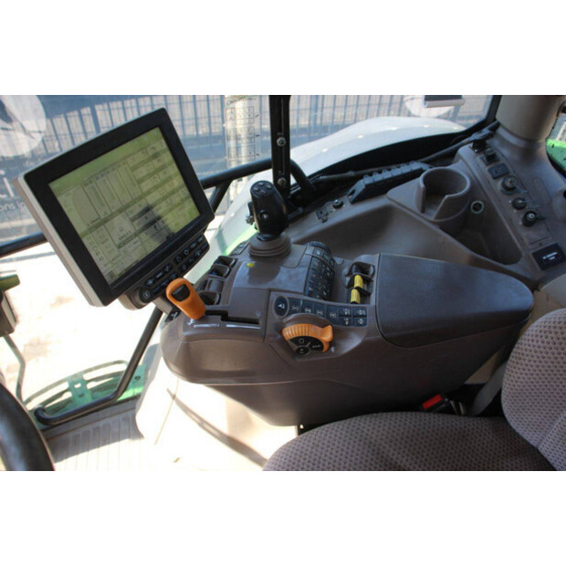 2016 JOHN DEERE 6155R-48978067