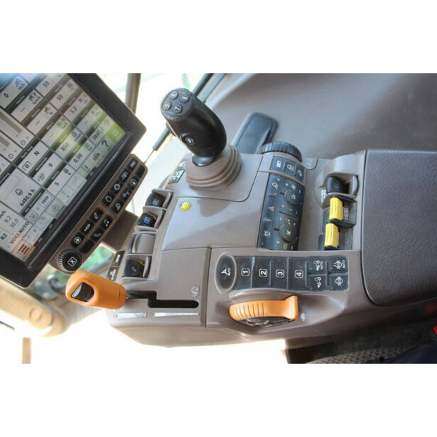 2016 JOHN DEERE 6155R-48978072