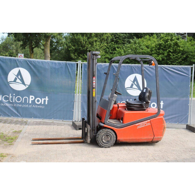 2002 BT CEE 1.5T-48978753