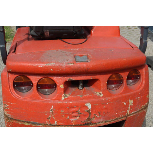2002 BT CEE 1.5T-48978767