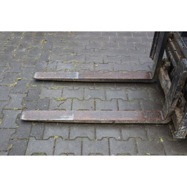 2004 Yale GLP16AF-48978792