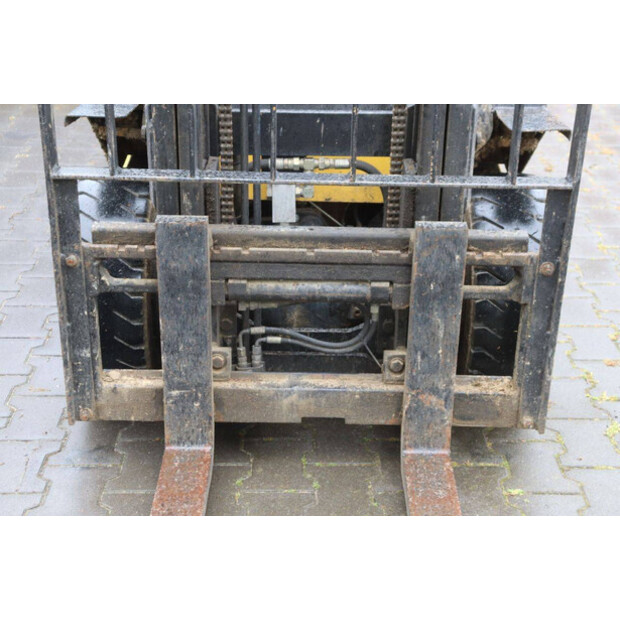 2004 Yale GLP16AF-48978793