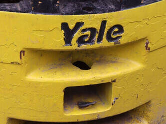 2004-yale-glp16af-1484269-48978799