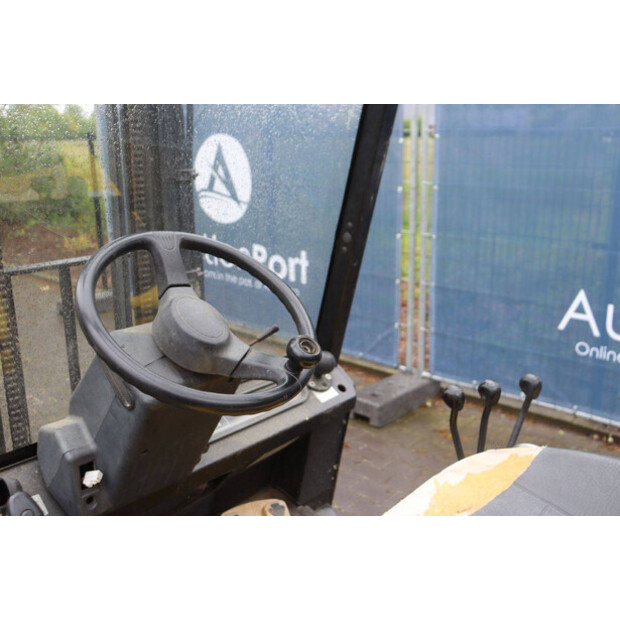 2004 Yale GLP16AF-48978802