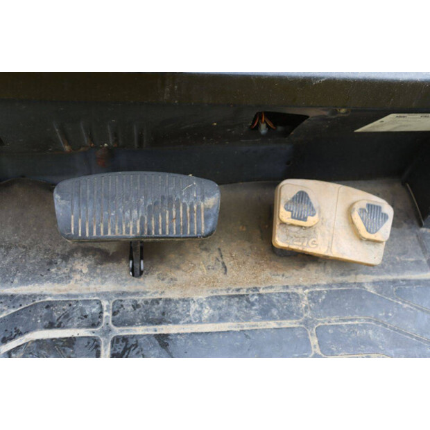2004 Yale GLP16AF-48978803