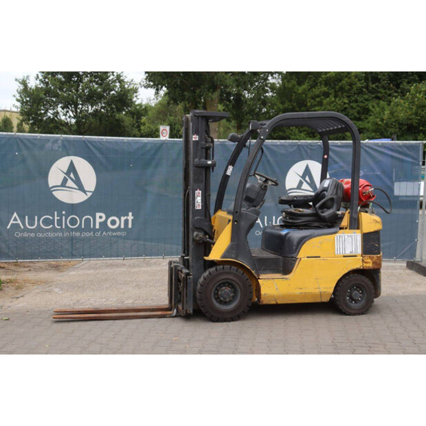 2004 كاتربيلر GP18N-48978924