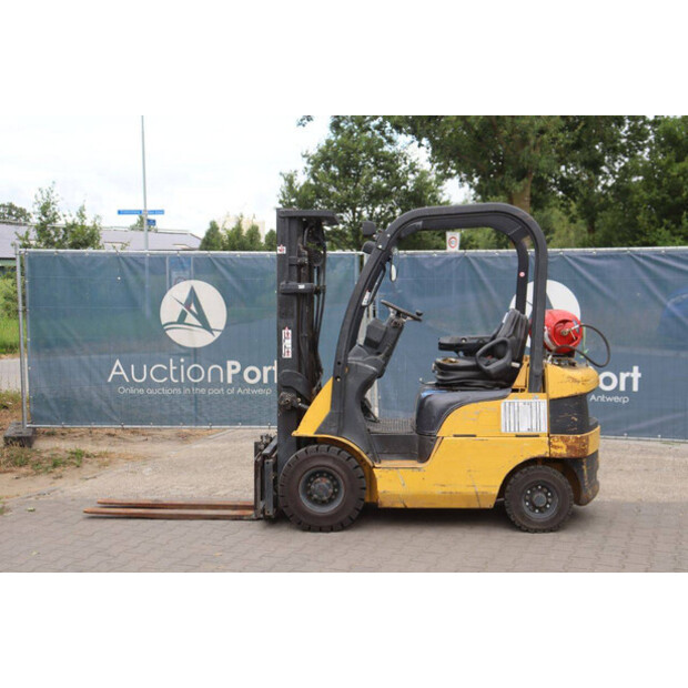 2004 كاتربيلر GP18N-48978925