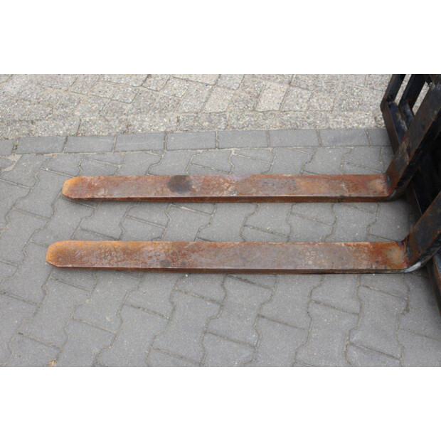 2004 كاتربيلر GP18N-48978934