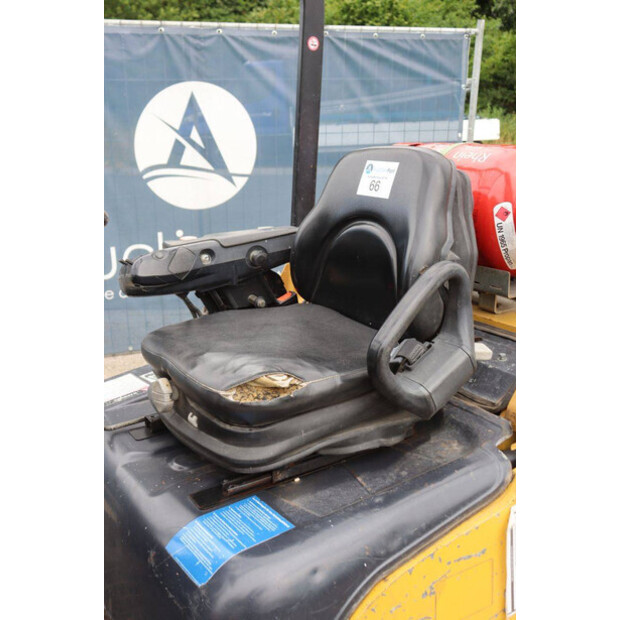 2004 كاتربيلر GP18N-48978945