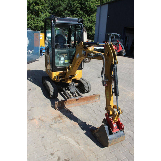 2023 Caterpillar 301.6-48979071