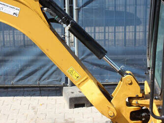 2023-caterpillar-301-6-48979077