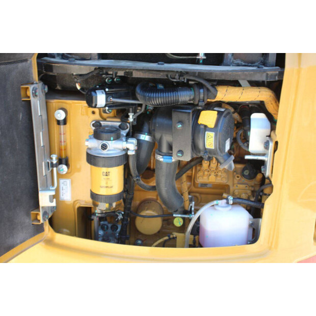 2023 Caterpillar 301.6-48979092