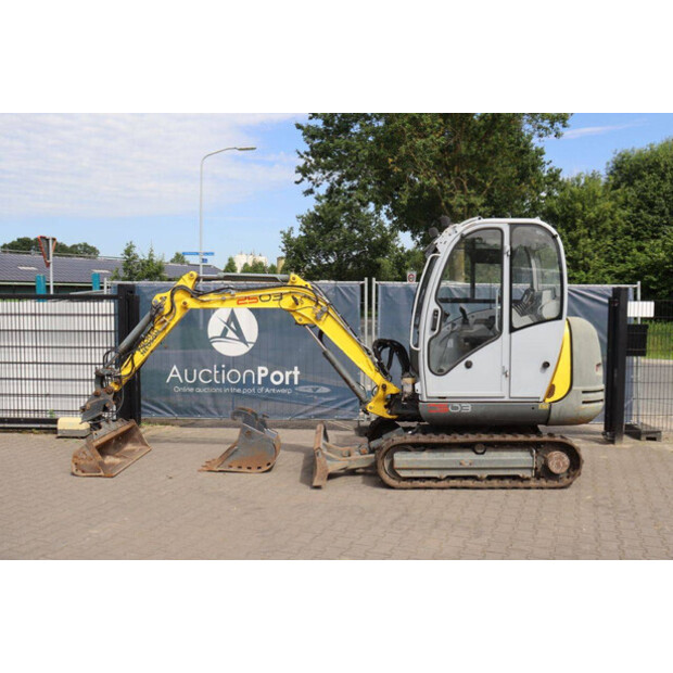 2017 Neuson 2503-48979159