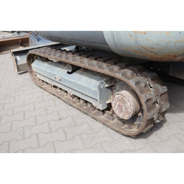 2017 Neuson 2503-48979177