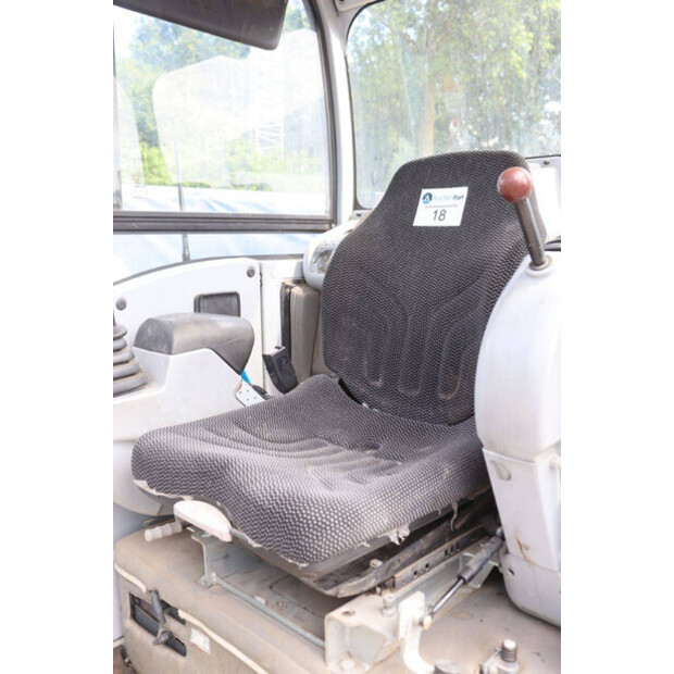 2017 Neuson 2503-48979183
