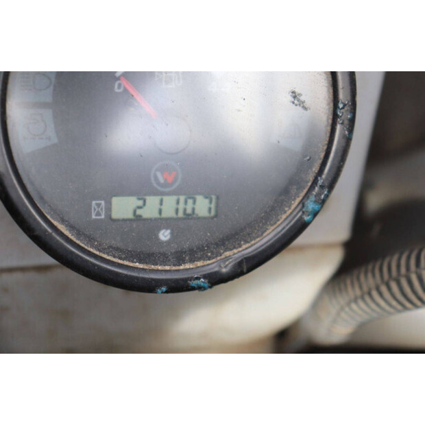 2017 Neuson 2503-48979187