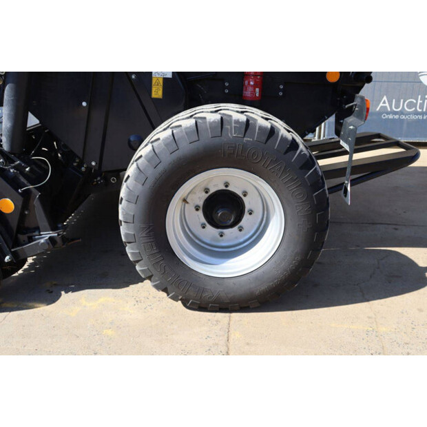 2018 كاس IH RB465-48979252