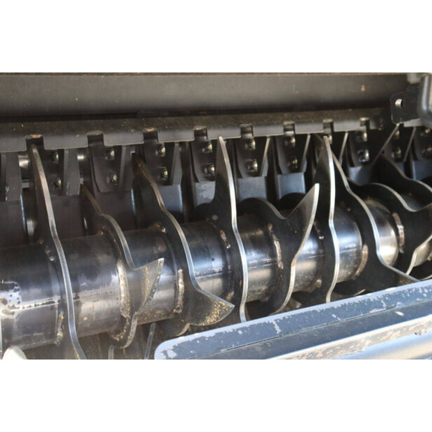 2018 كاس IH RB465-48979258