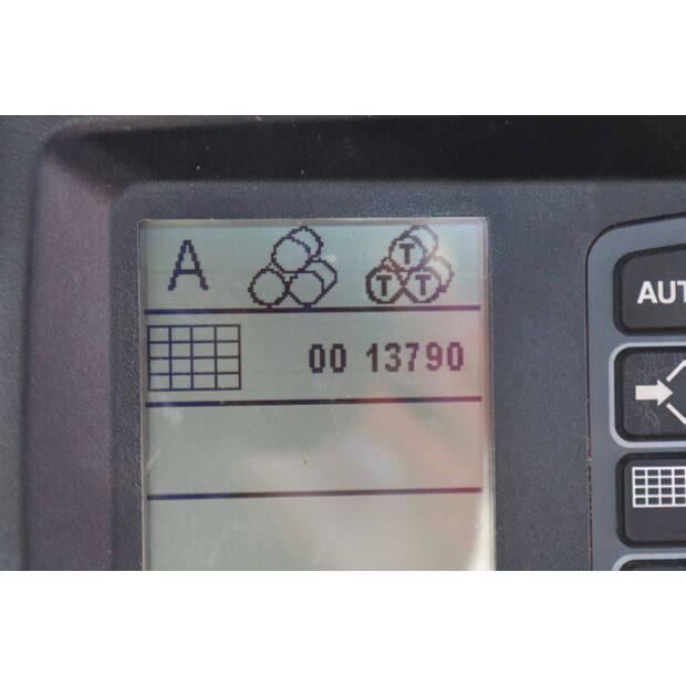2018 كاس IH RB465-48979262