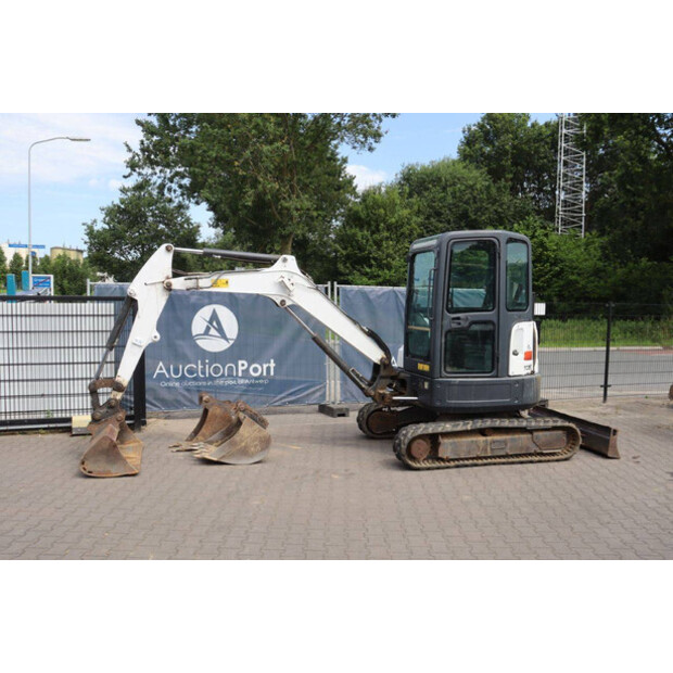 2017 BOBCAT E35-48979263