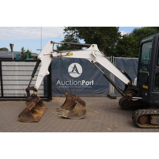 2017 BOBCAT E35-48979271