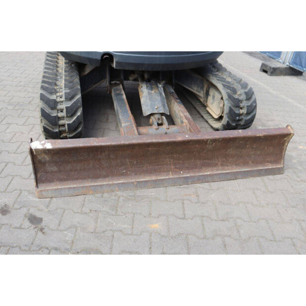 2017 BOBCAT E35-48979284