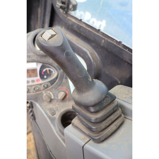2017 BOBCAT E35-48979291
