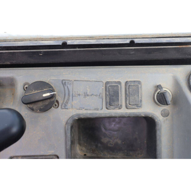 2017 BOBCAT E35-48979293